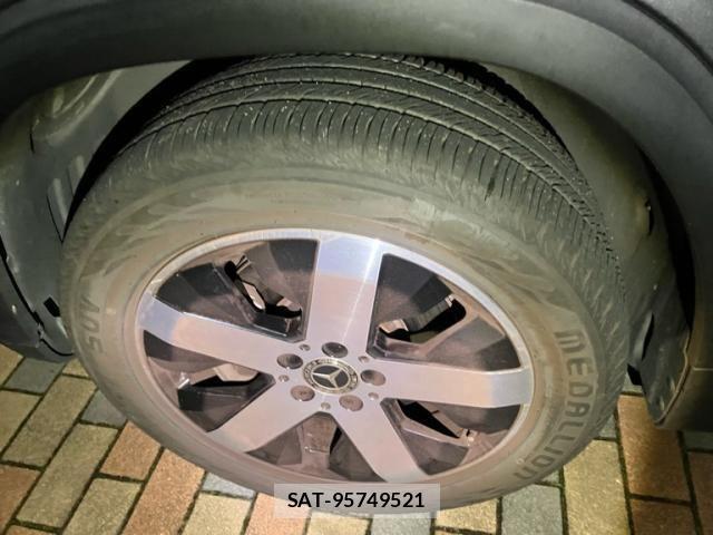 Mercedes Benz GLB-CLASS 2022-10 8208688-7