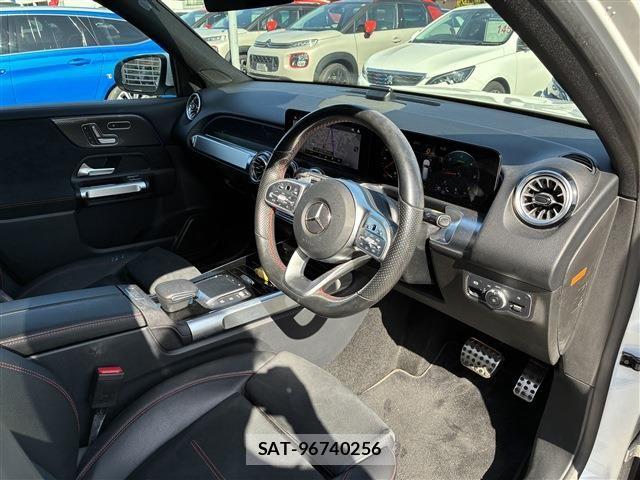 Mercedes Benz GLB-CLASS 2021-06 8245901-11