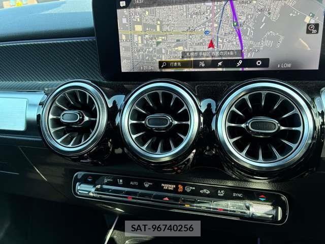 Mercedes Benz GLB-CLASS 2021-06 8245901-25