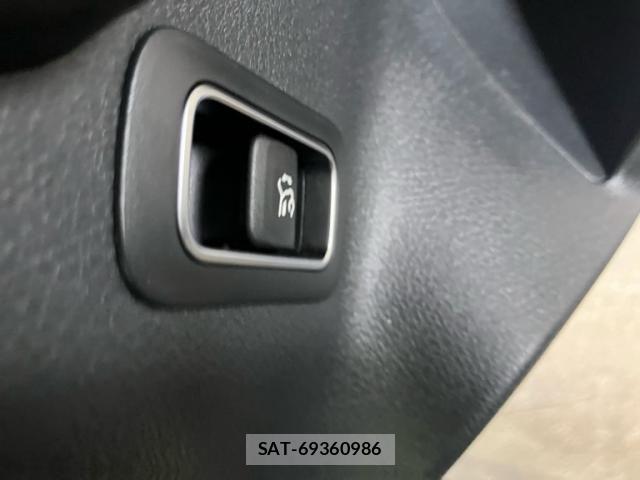 Mercedes Benz GLB-CLASS 2023-02 8245895-15
