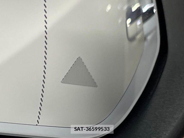Mercedes Benz GLB-CLASS 2022-09 8245897-5