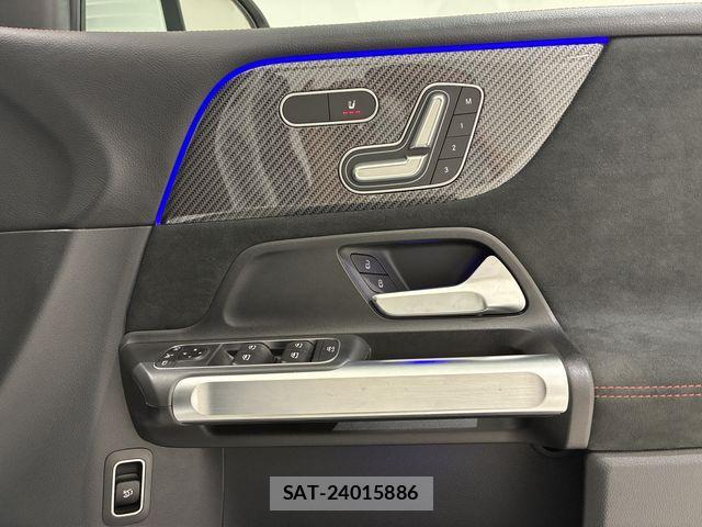 Mercedes Benz GLB-CLASS 2023-09 8354927-6