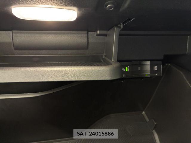 Mercedes Benz GLB-CLASS 2023-09 8354927-8