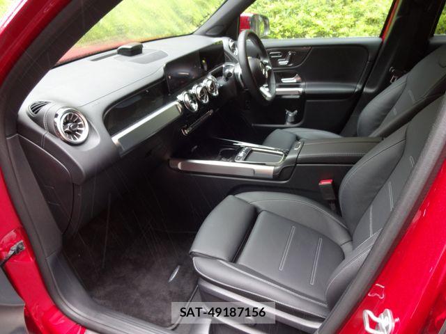 Mercedes Benz GLB-CLASS 2025-10 8438415-9