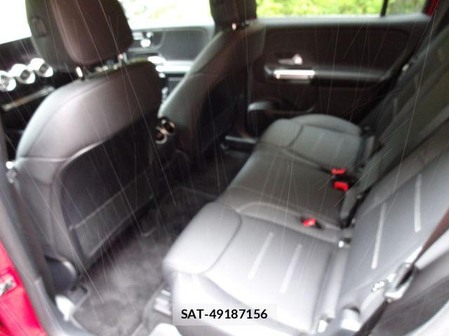 Mercedes Benz GLB-CLASS 2025-10 8438415-10