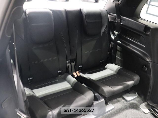 Mercedes Benz GLB-CLASS 2026-03 8525737-28