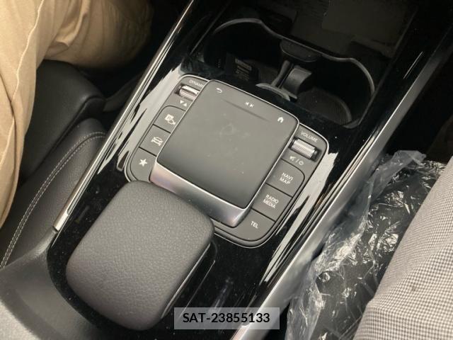 Mercedes Benz GLB-CLASS 2021-09 8562653-21