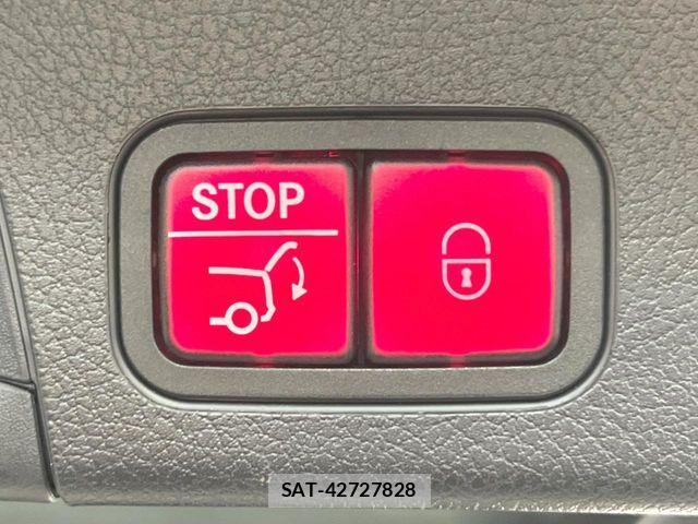 Mercedes Benz GLB-CLASS 2023-12 8627676-7