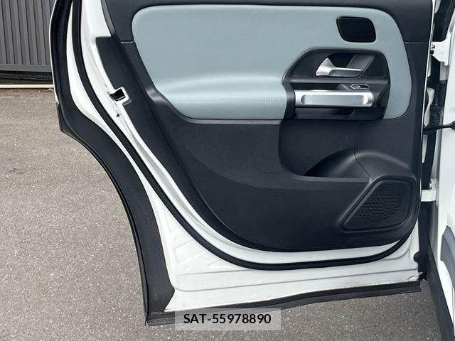 Mercedes Benz GLB-CLASS 2023-04 8660209-14