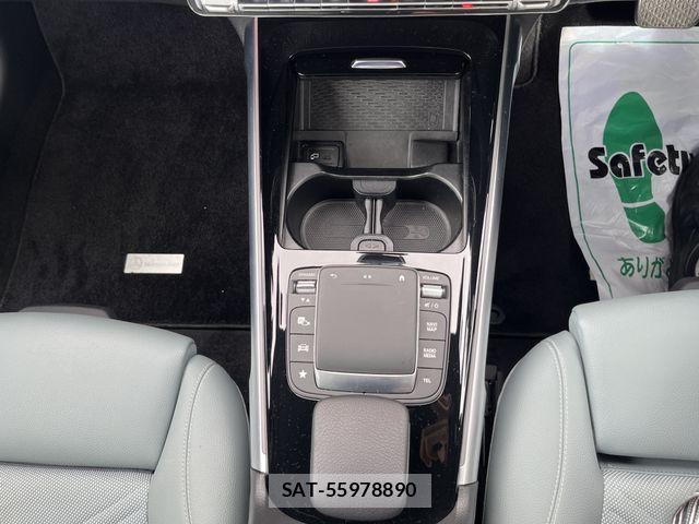 Mercedes Benz GLB-CLASS 2023-04 8660209-18
