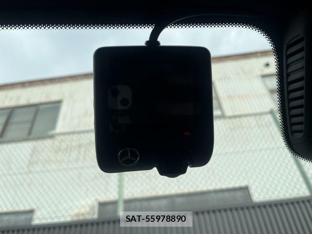 Mercedes Benz GLB-CLASS 2023-04 8660209-21