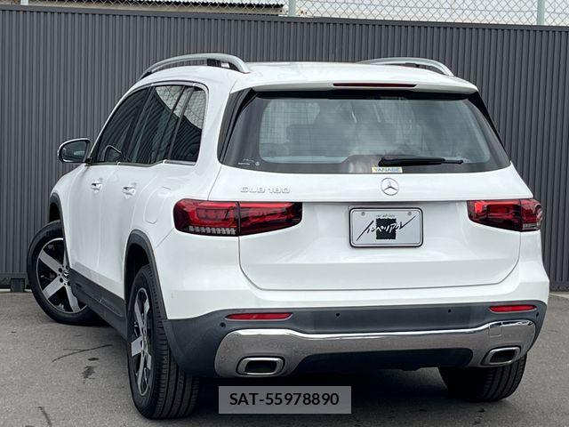 Mercedes Benz GLB-CLASS 2023-04 8660209-2