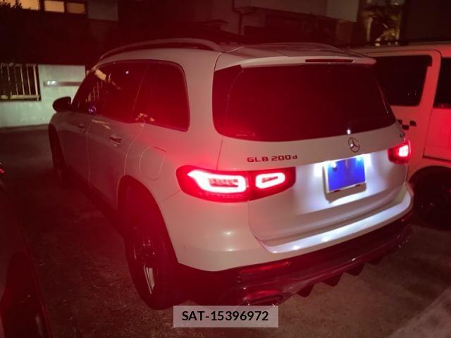 Mercedes Benz GLB-CLASS 2022-08 8743910-6