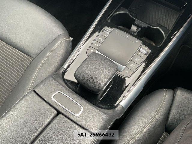 Mercedes Benz GLB-CLASS 2022-07 8743909-24