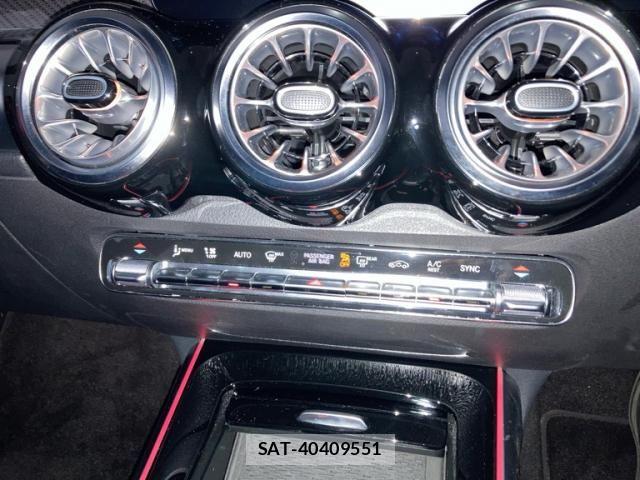 Mercedes Benz GLB-CLASS 2023-10 8781005-18