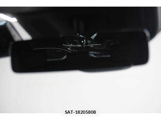 Mercedes Benz GLB-CLASS 2023-08 8830268-12