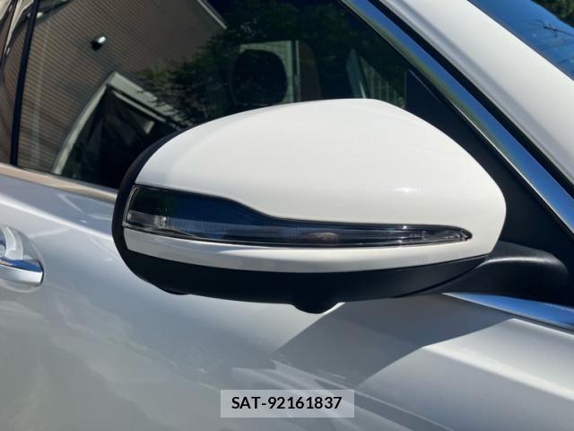Mercedes Benz GLB-CLASS 2023-09 8849778-5