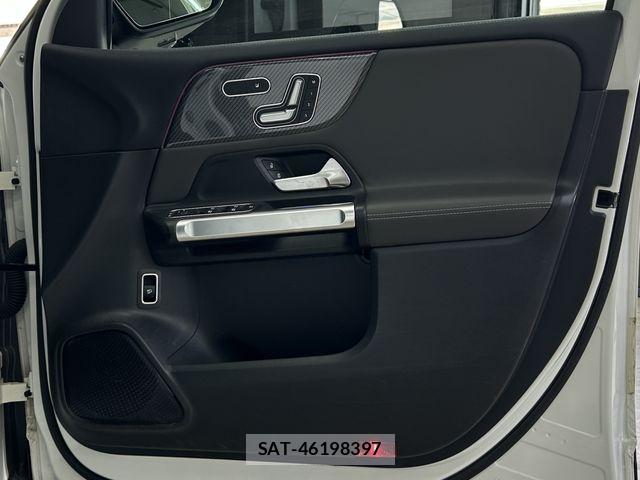 Mercedes Benz GLB-CLASS 2021-07 8880743-19
