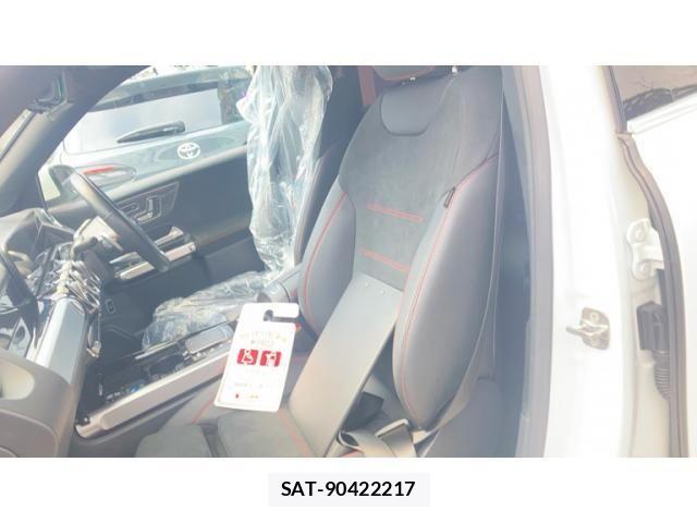 Mercedes Benz GLB-CLASS 2023-04 8880742-28