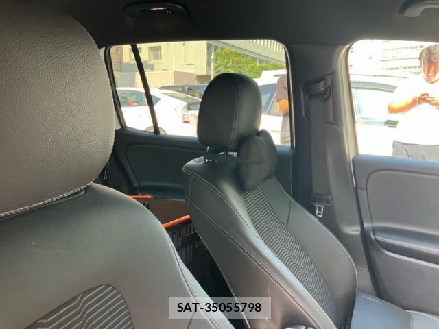 Mercedes Benz GLB-CLASS 2021-06 8880747-14