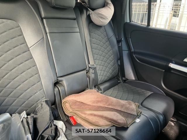 Mercedes Benz GLB-CLASS 2020-07 8880748-17