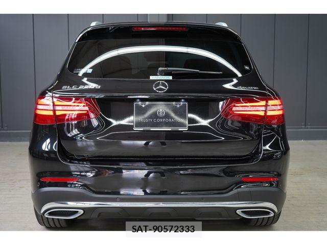 Mercedes Benz GLC-CLASS 2017-04 1319767-4