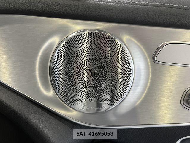 Mercedes Benz GLC-CLASS 2016-04 2350765-8