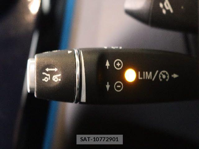 Mercedes Benz GLC-CLASS 2016-01 3675939-16