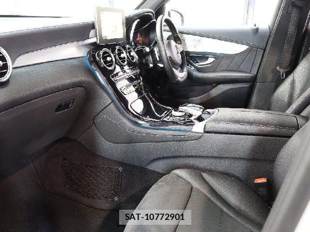 Mercedes Benz GLC-CLASS 2016-01 3675939-1