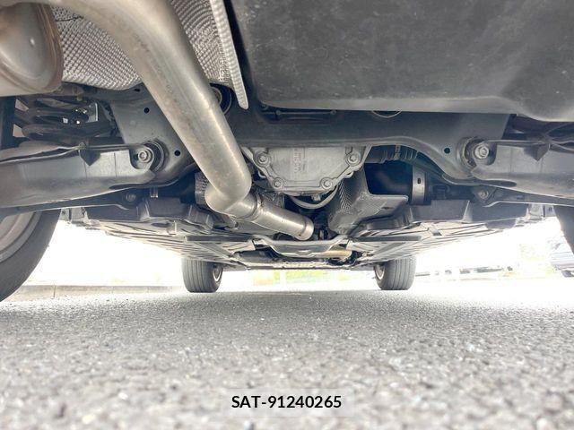 Mercedes Benz GLC-CLASS 2021-12 6012899-19