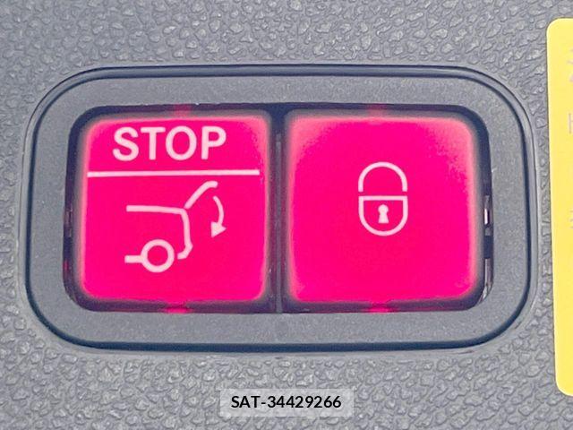 Mercedes Benz GLC-CLASS 2017-05 6676844-8