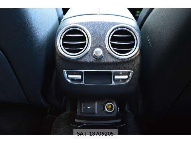 Mercedes Benz GLC-CLASS 2019-11 6995623-25