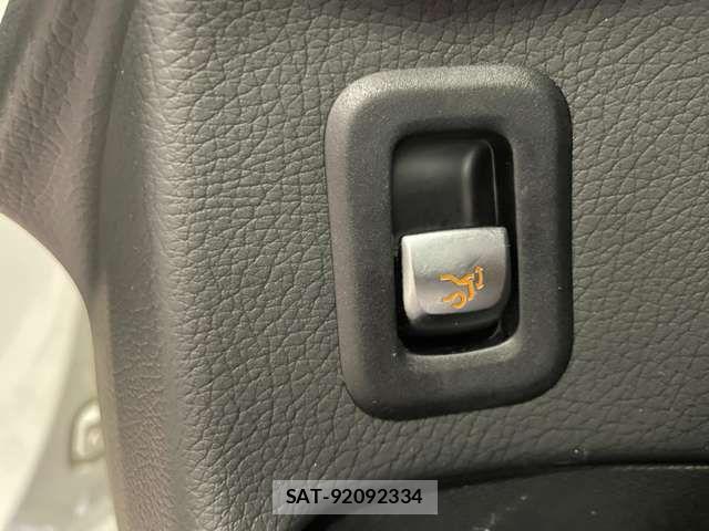 Mercedes Benz GLC-CLASS 2018-03 7618036-17