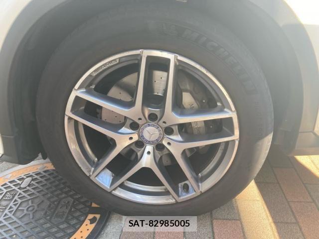 Mercedes Benz GLC-CLASS 2016-08 8100409-8