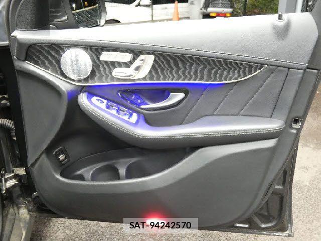 Mercedes Benz GLC-CLASS 2019-11 8315417-23