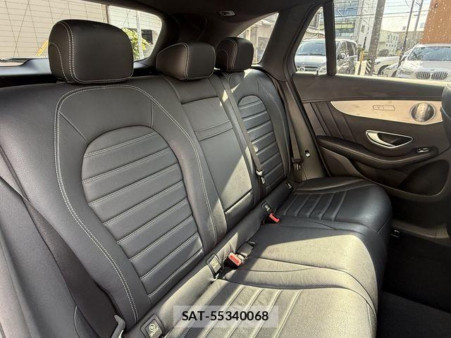 Mercedes Benz GLC-CLASS 2017-08 8660214-14