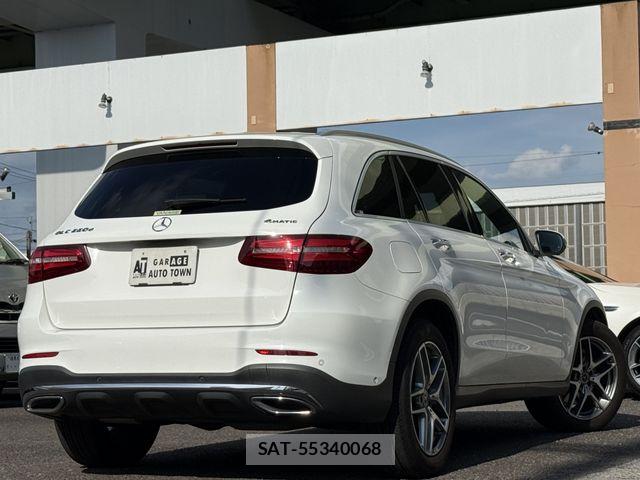 Mercedes Benz GLC-CLASS 2017-08 8660214-3