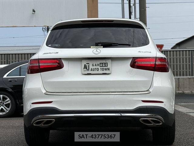 Mercedes Benz GLC-CLASS 2016-06 8830275-5