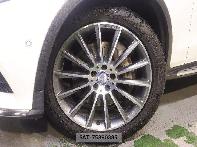 Mercedes Benz GLC-CLASS 2016-03 8830273-7