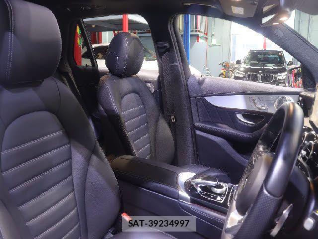 Mercedes Benz GLC-CLASS 2018-02 8830270-25