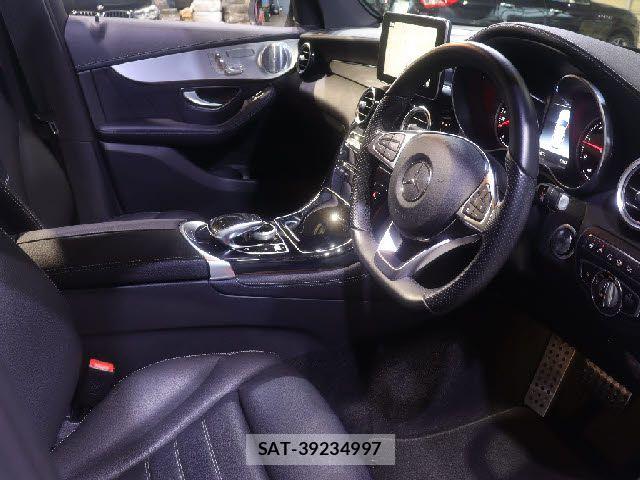 Mercedes Benz GLC-CLASS 2018-02 8830270-3