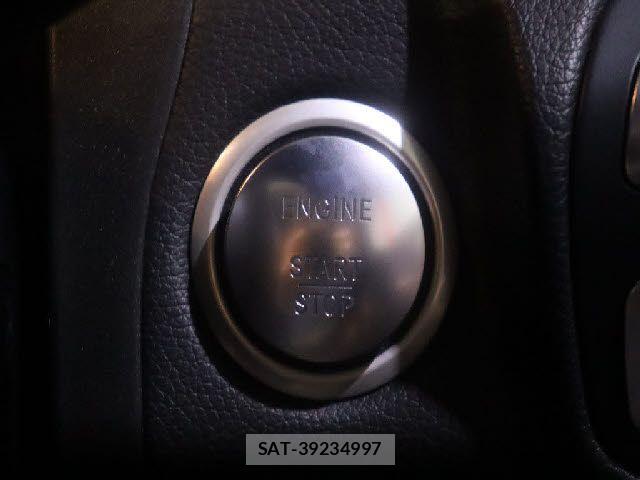Mercedes Benz GLC-CLASS 2018-02 8830270-8