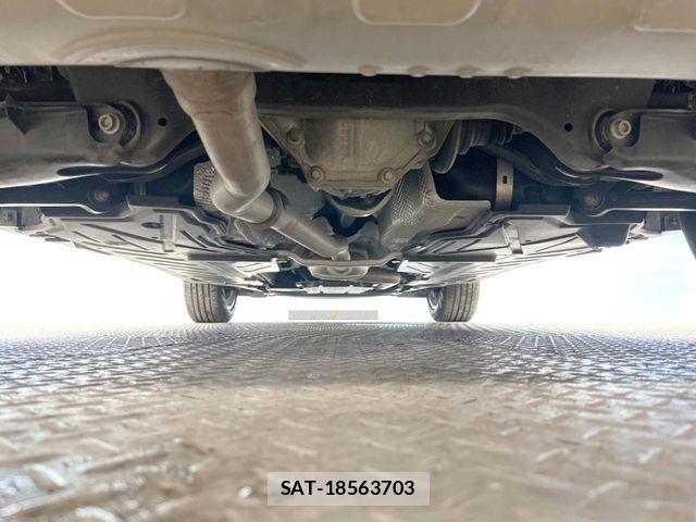 Mercedes Benz GLC-CLASS 2016-01 8871443-11