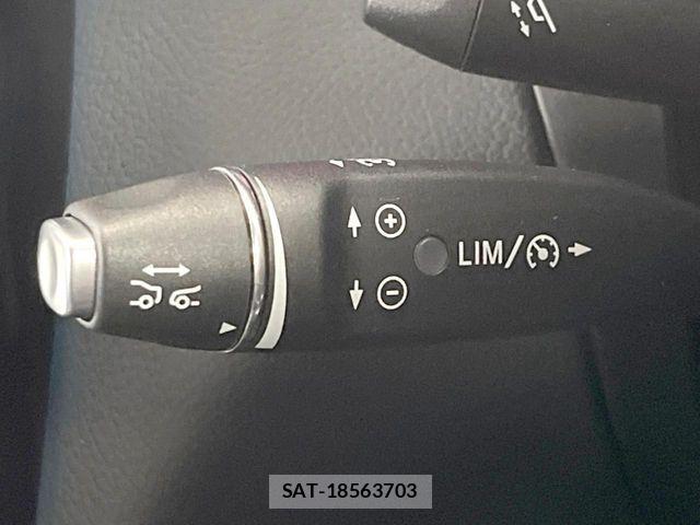 Mercedes Benz GLC-CLASS 2016-01 8871443-3