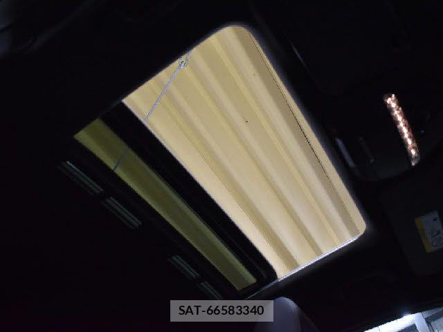 Mercedes Benz GLC-CLASS 2017-09 2002588-4