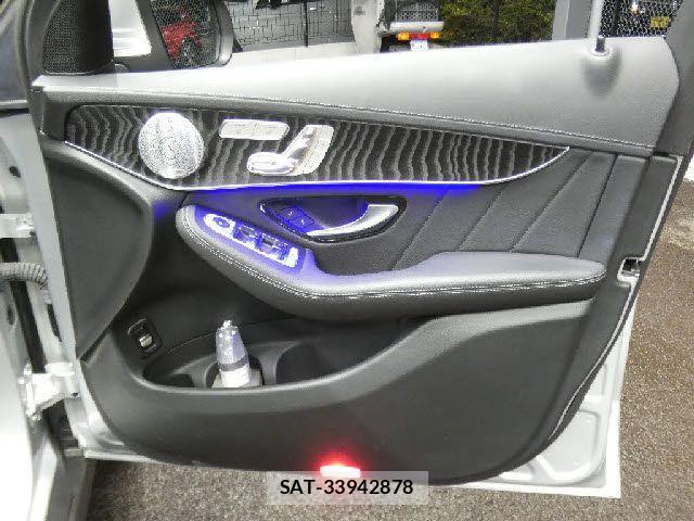 Mercedes Benz GLC-CLASS 2019-11 3015292-23