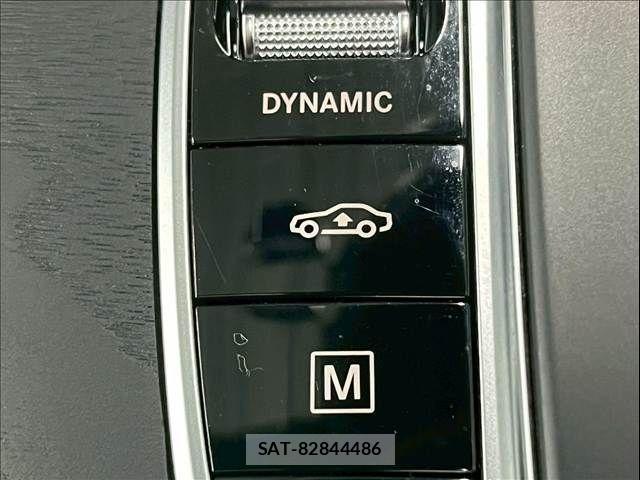 Mercedes Benz GLC-CLASS 2023-04 4140042-10