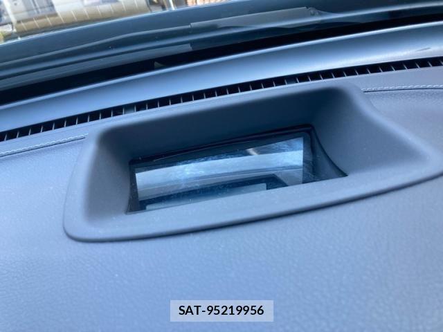 Mercedes Benz GLC-CLASS 2017-10 4326953-17