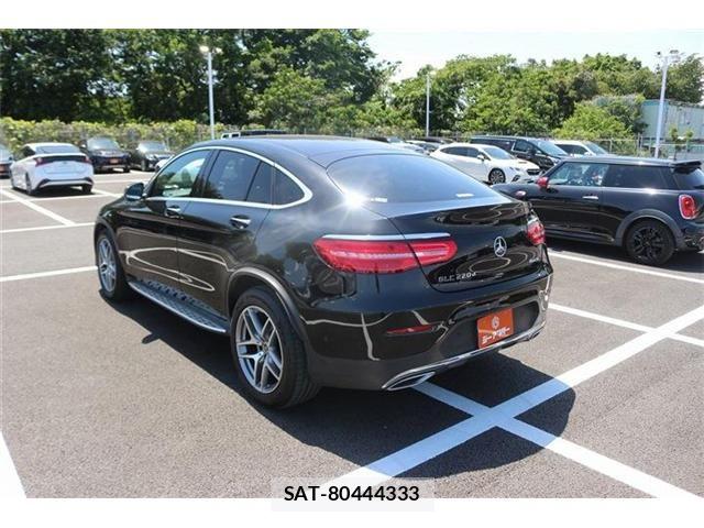 Mercedes Benz GLC-CLASS 2017-07 6908347-11