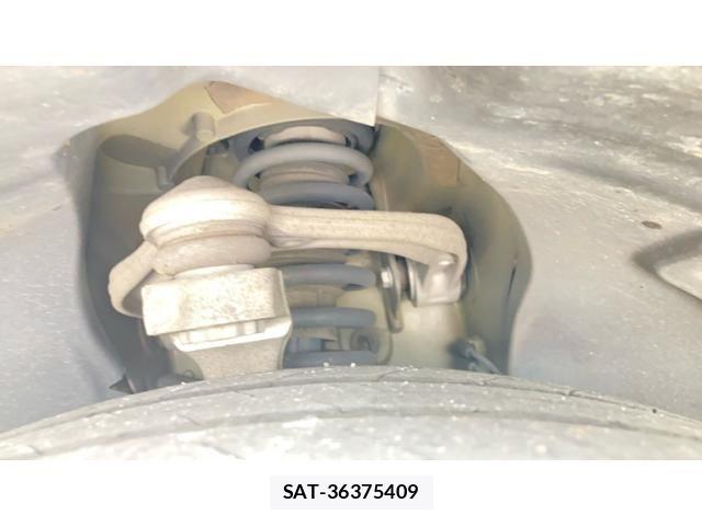 Mercedes Benz GLC-CLASS 2017-03 7221675-28